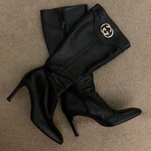 Gucci black leather boot